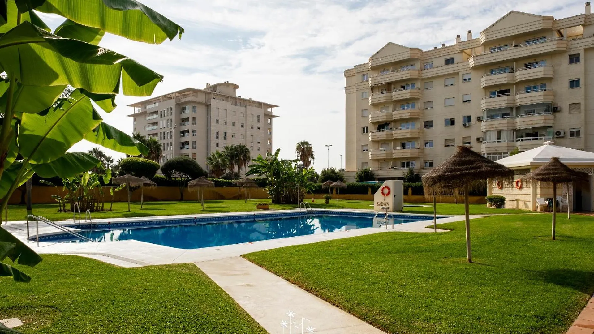 Pacifico Beach Front مالقة 0*,